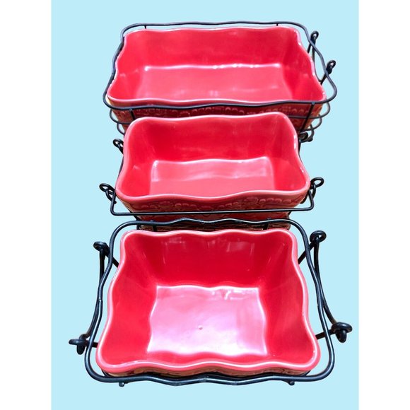 Temp-tations by Tara 8.5” x 5.5” Loaf Dish Wire Basket & Hot Plate - Picture 8 of 8